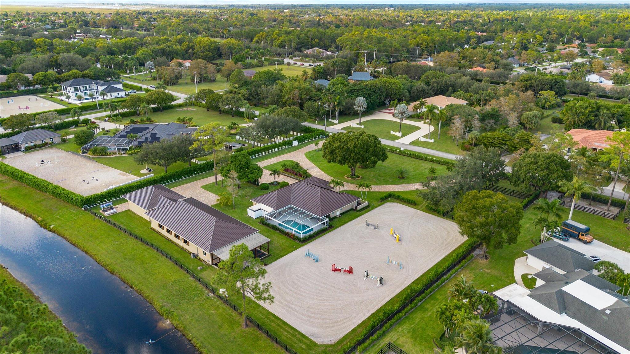 PADDOCK PARK 2 OF WELLING - Residential