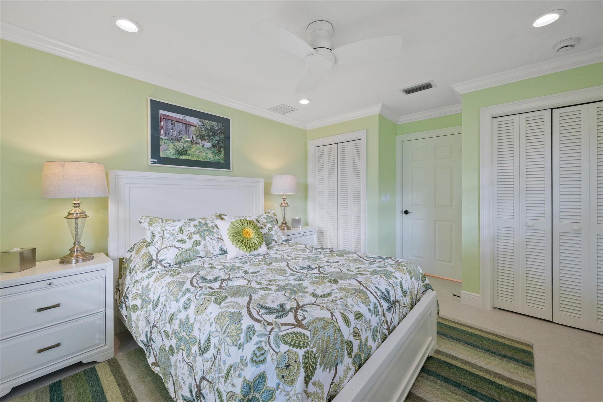 PADDOCK PARK 2 OF WELLING - Residential