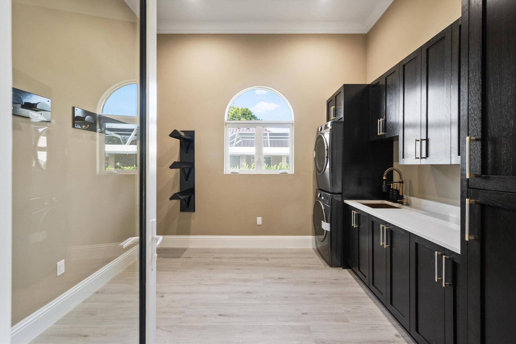 PADDOCK PARK 2 OF WELLING - Residential