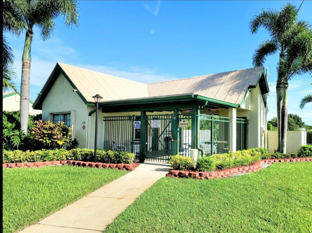 VILLAS OF WINDMILL POINT - Residential Lease