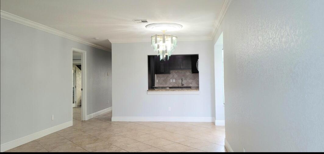 VILLAS OF WINDMILL POINT - Residential Lease