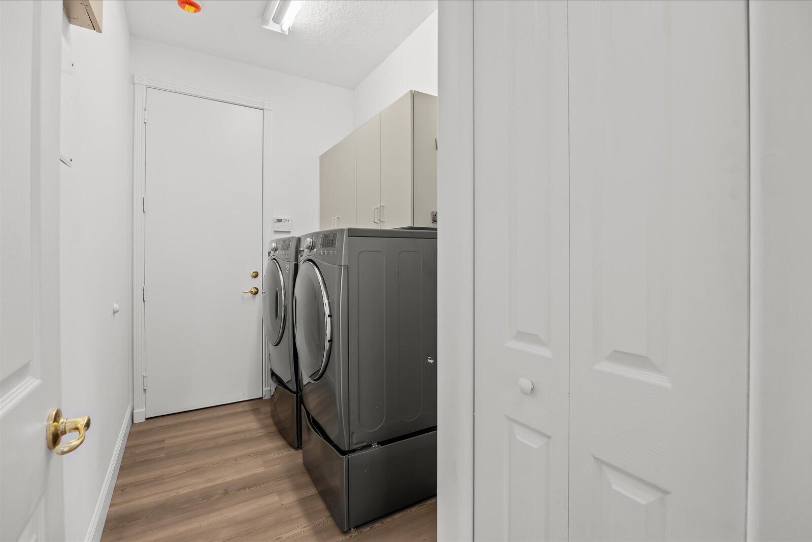 VALENCIA SHORES 1 - Residential