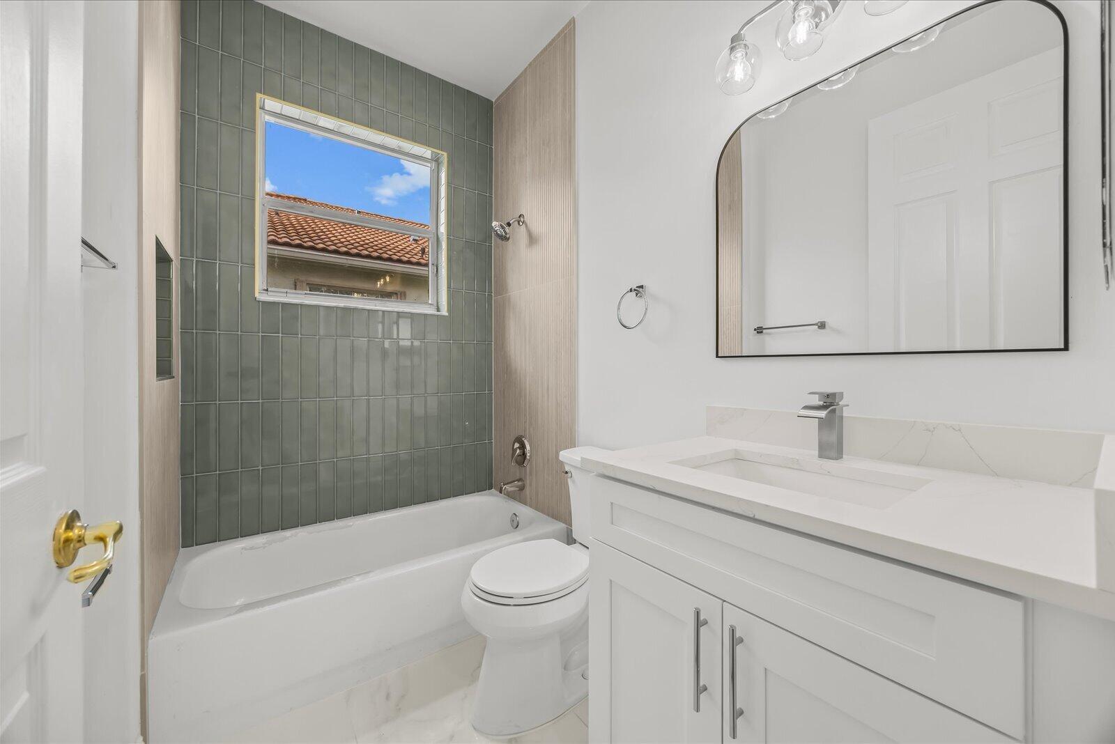 VALENCIA SHORES 1 - Residential