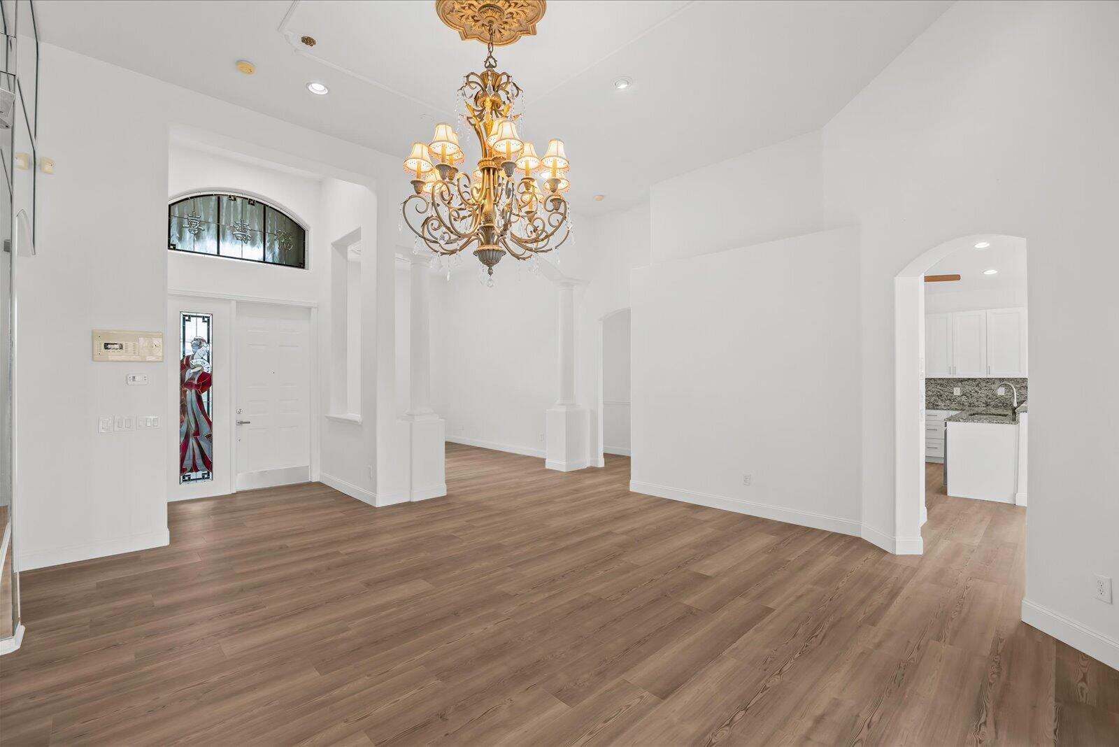 VALENCIA SHORES 1 - Residential