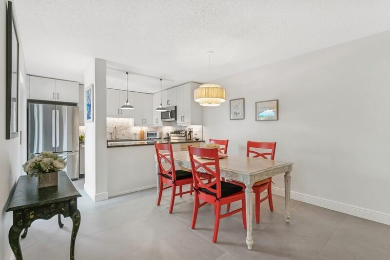 825 Center 32b Street