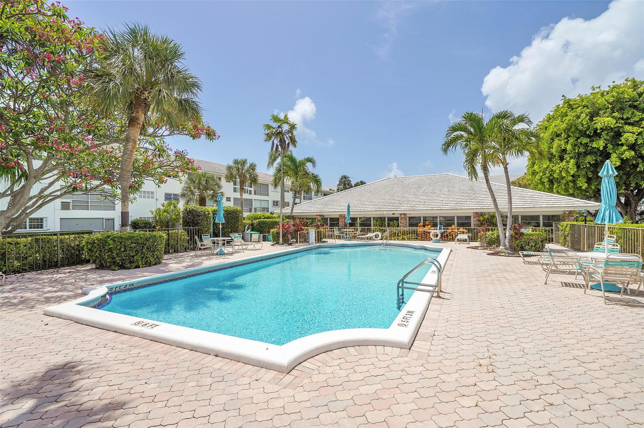 Lighthouse Point Gardens - Residential