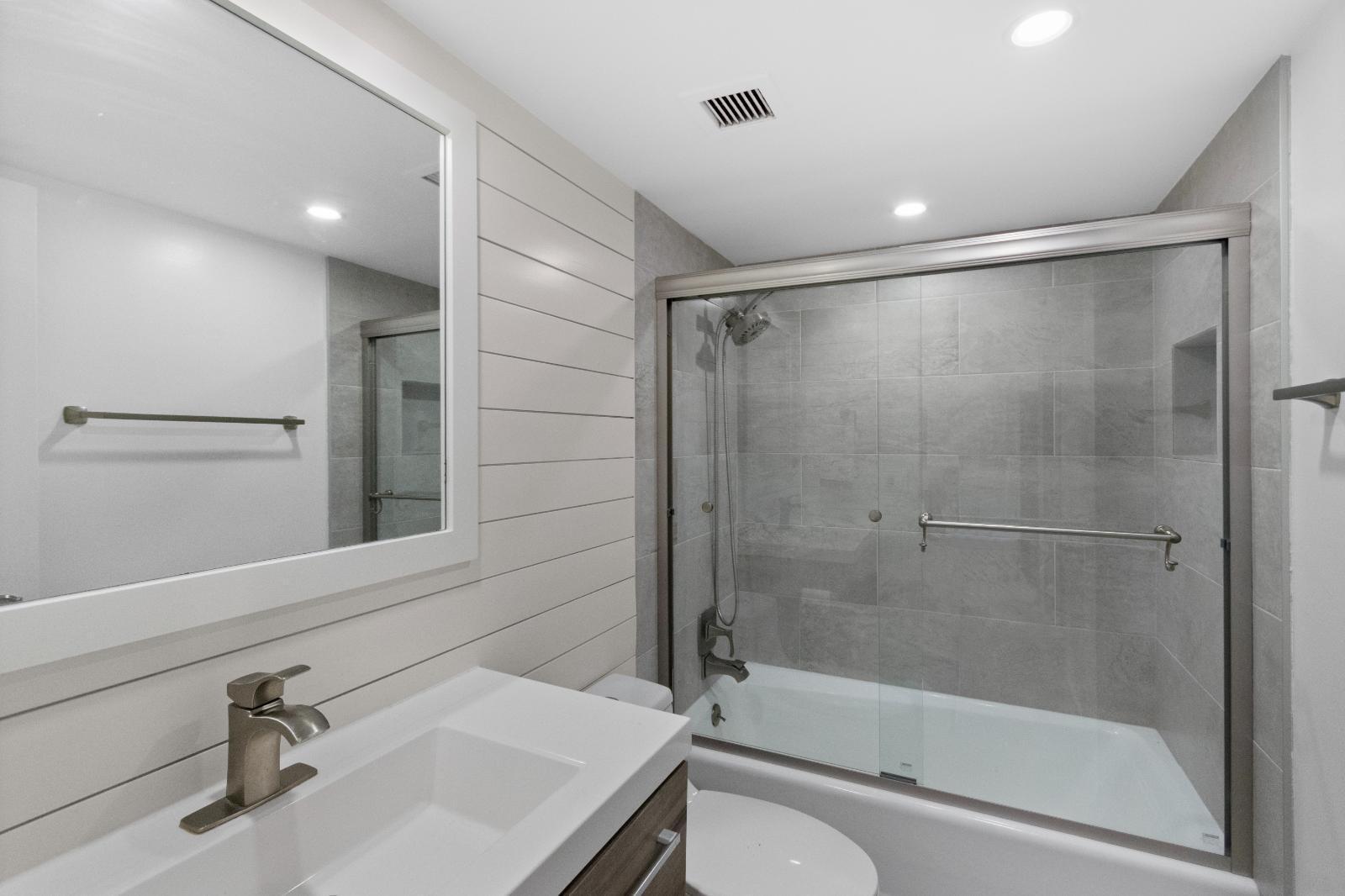 OLD PORT COVE QUAY NORTH - Residential