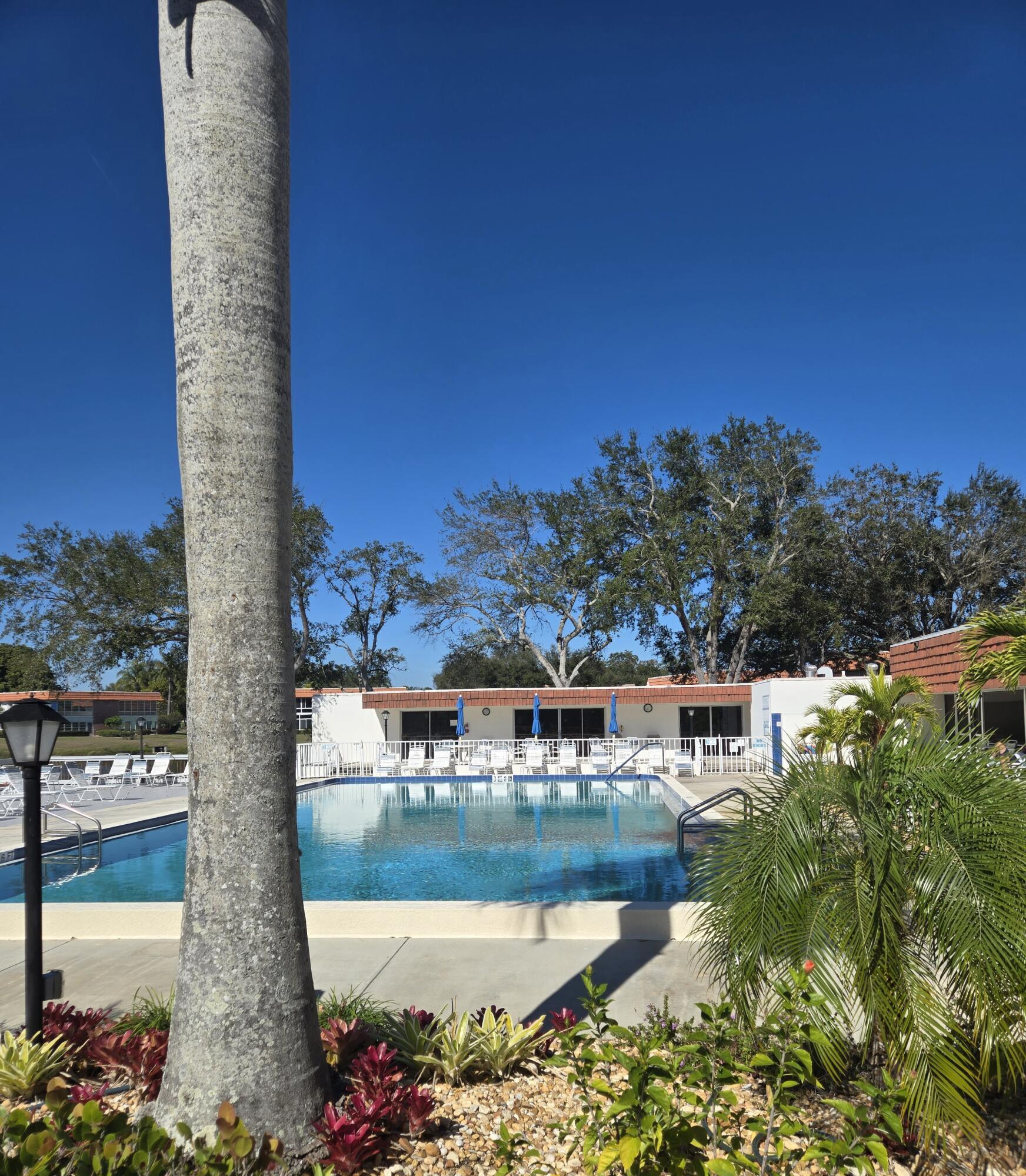 VISTA DEL LAGO CONDO - Residential Lease