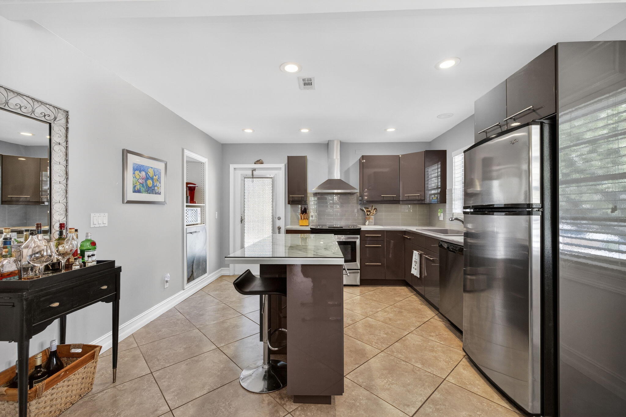 VISTA DEL LAGO CONDO - Residential Lease