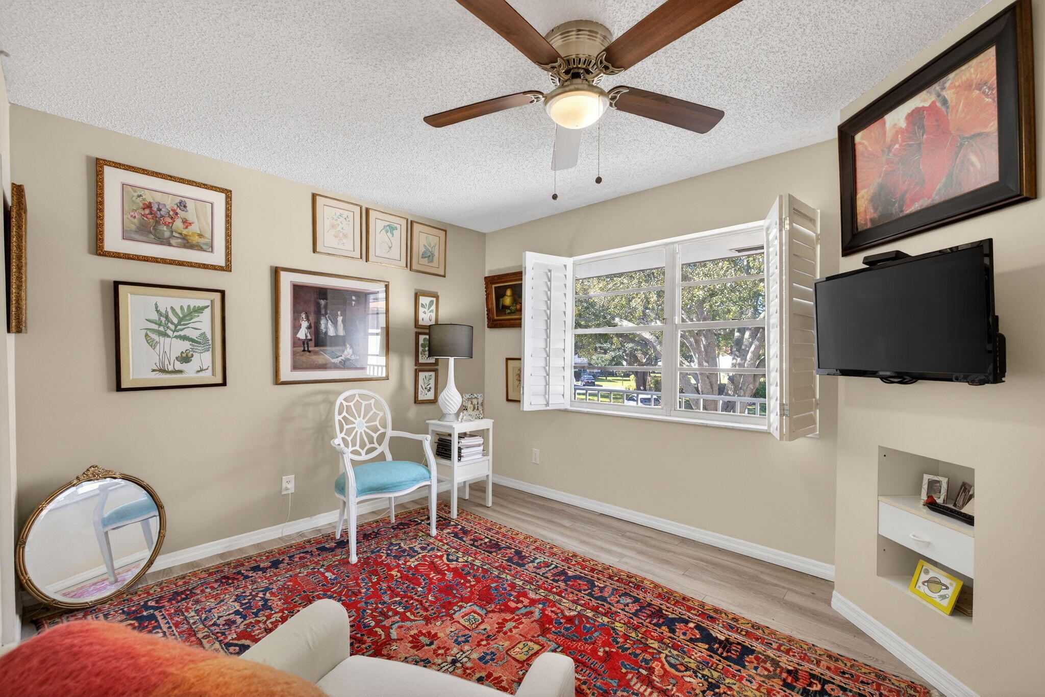 VISTA DEL LAGO CONDO - Residential Lease