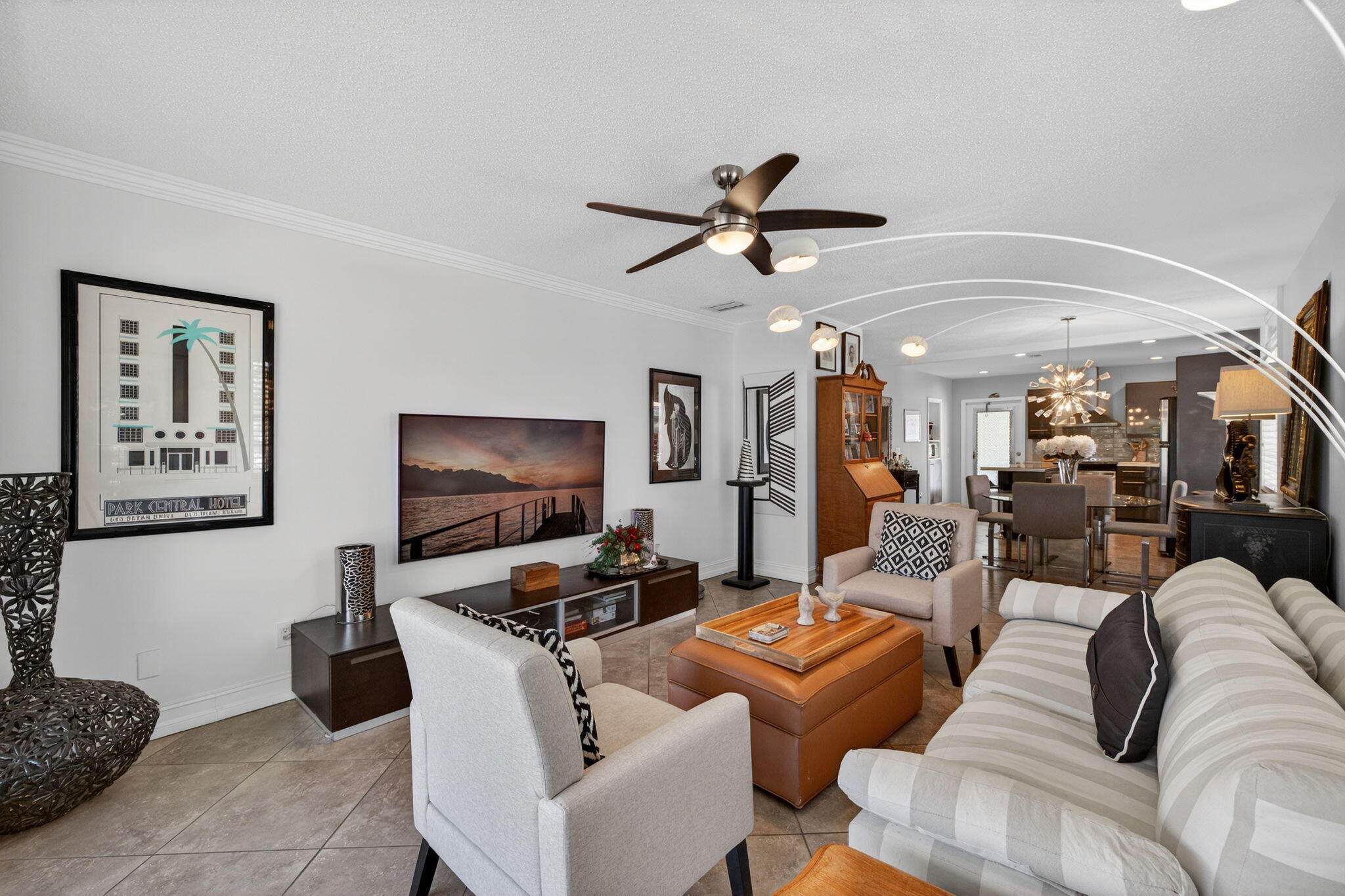 VISTA DEL LAGO CONDO - Residential Lease