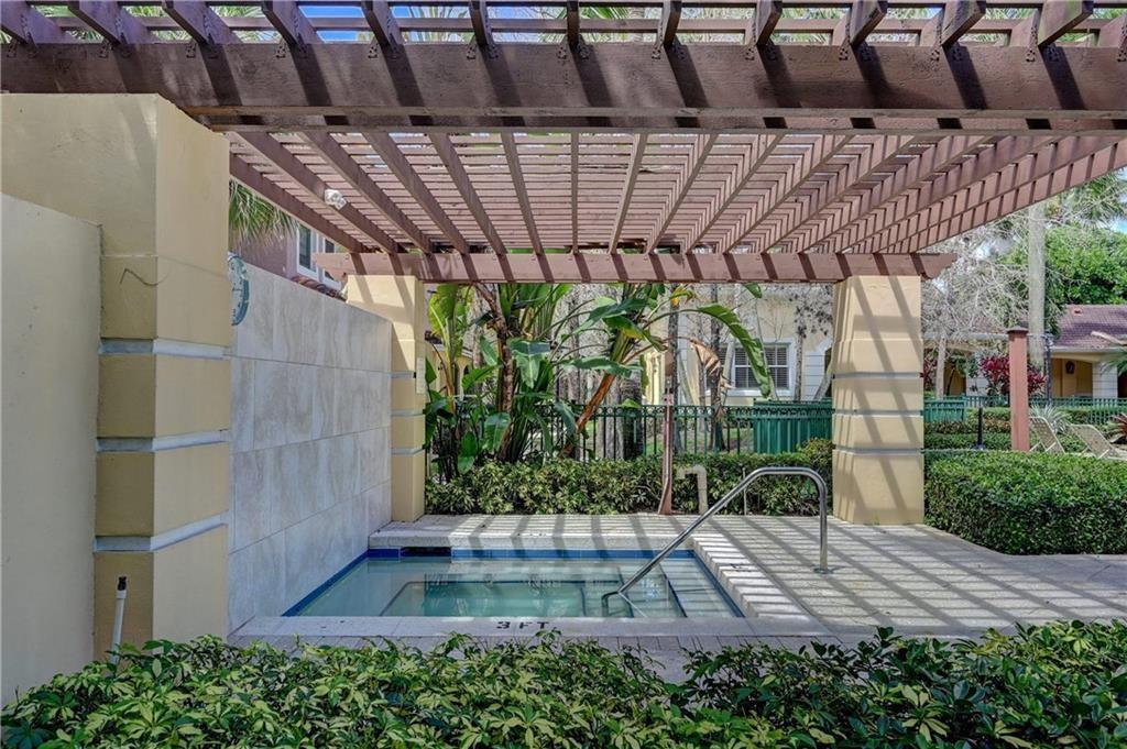Cypress Pointe At Coral S - Residential Lease