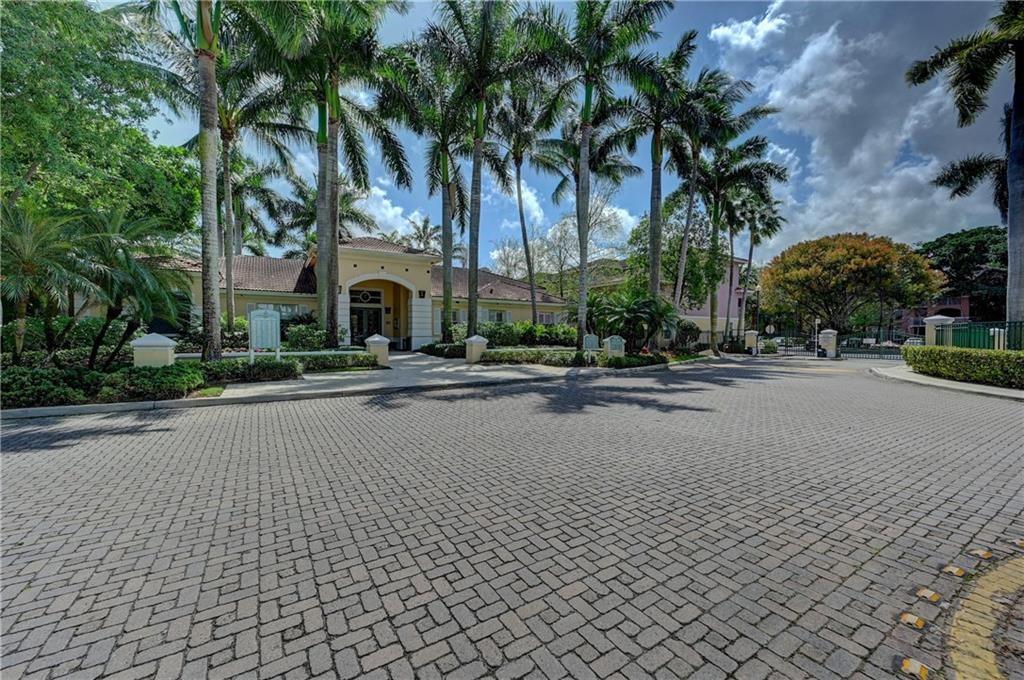 Cypress Pointe At Coral S - Residential Lease