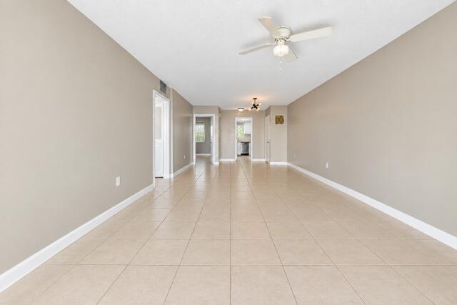 1410 S Federal Highway 303