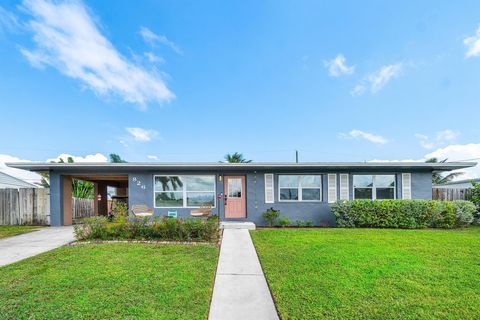 826 Small Drive Lake Worth Beach FL 33461