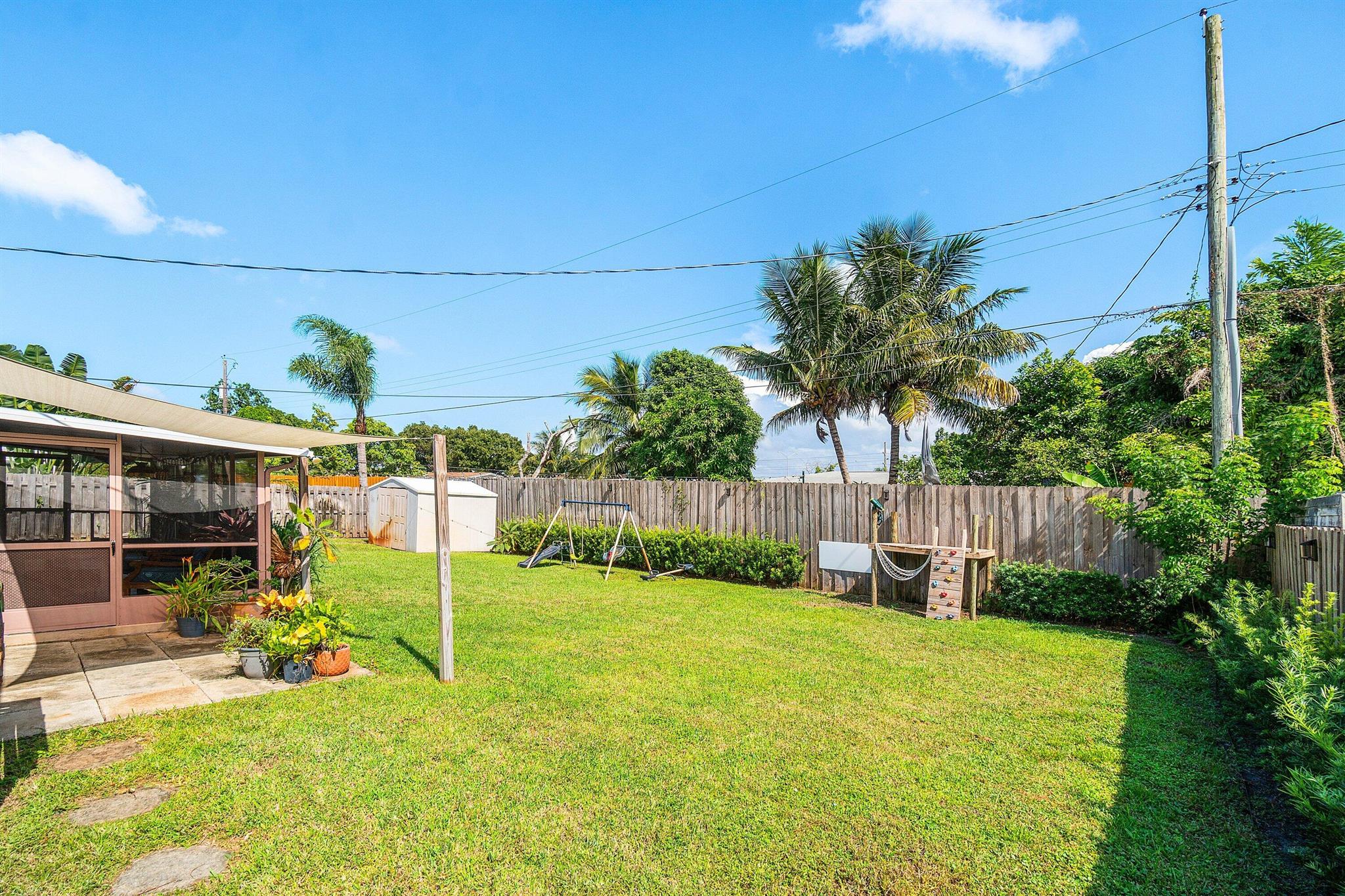 LAKE OSBORNE HEIGHTS - Residential