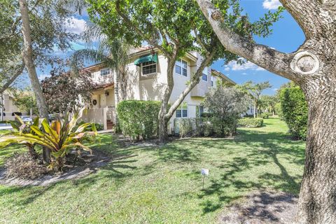 6693 Via Regina 6693 Boca Raton FL 33433