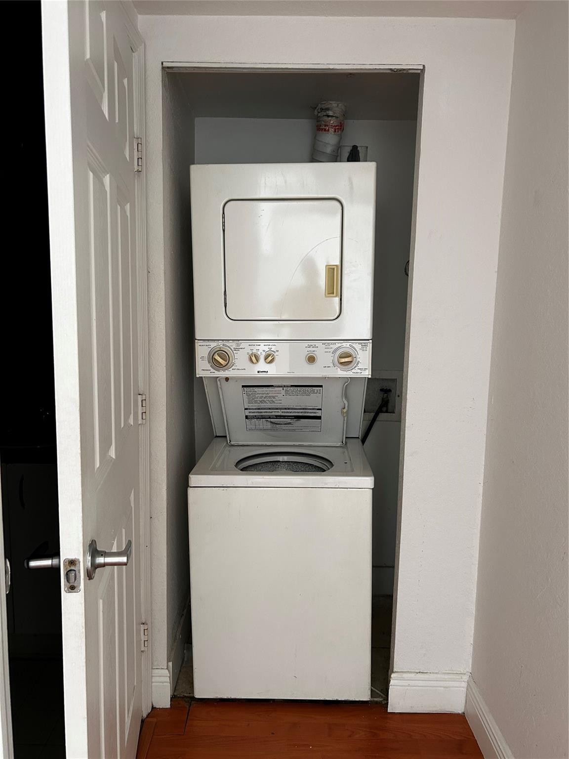 Seybold Pointe Condo - Residential Lease