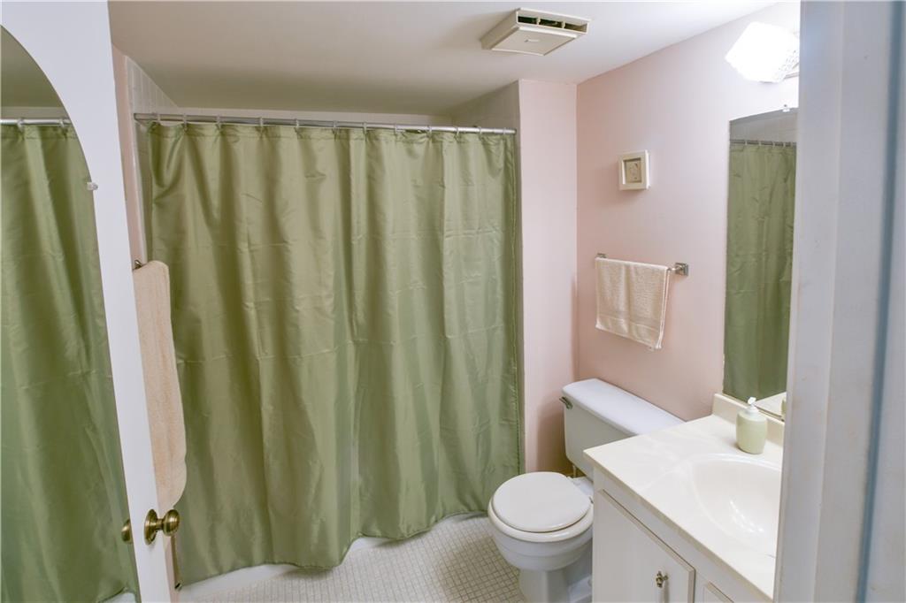 Waters Edge Towers Condo - Residential Lease