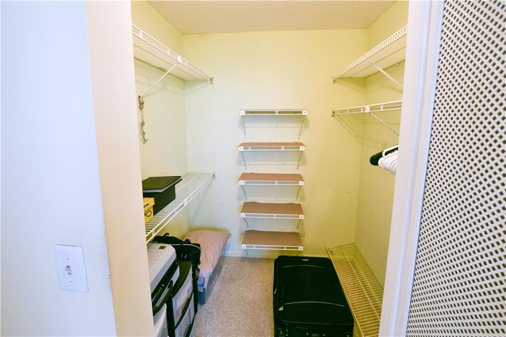 Waters Edge Towers Condo - Residential Lease