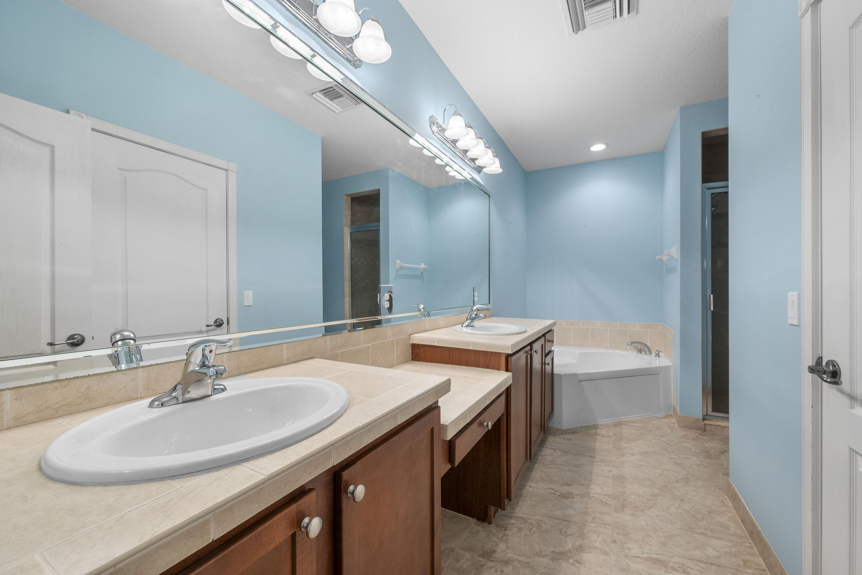 River Oaks - Residential