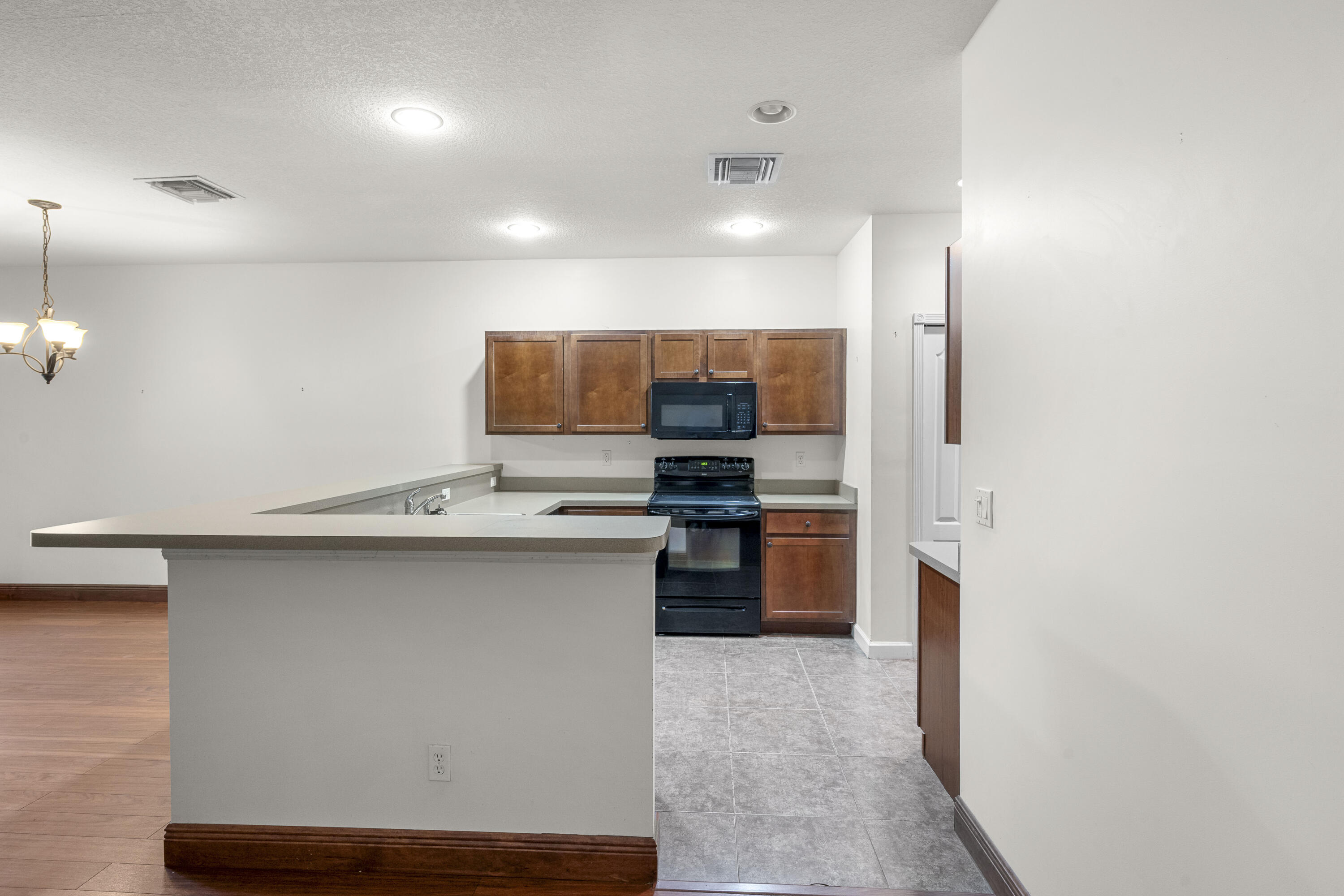 River Oaks - Residential