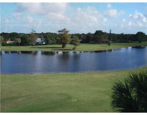 Palm Aire CC - Residential