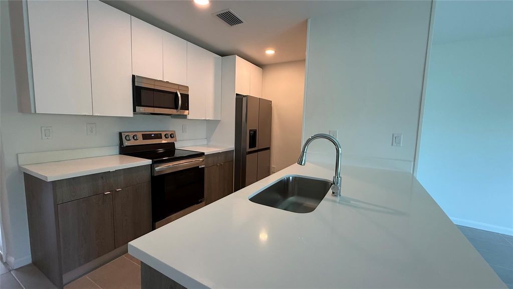 Photo of 2526 Pierce Street #4, Hollywood, FL 33020 (MLS # F10556820)