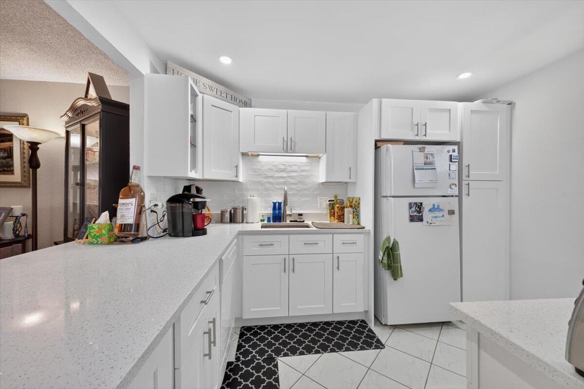 3251 HOLIDAY SPRINGS Boulevard 205