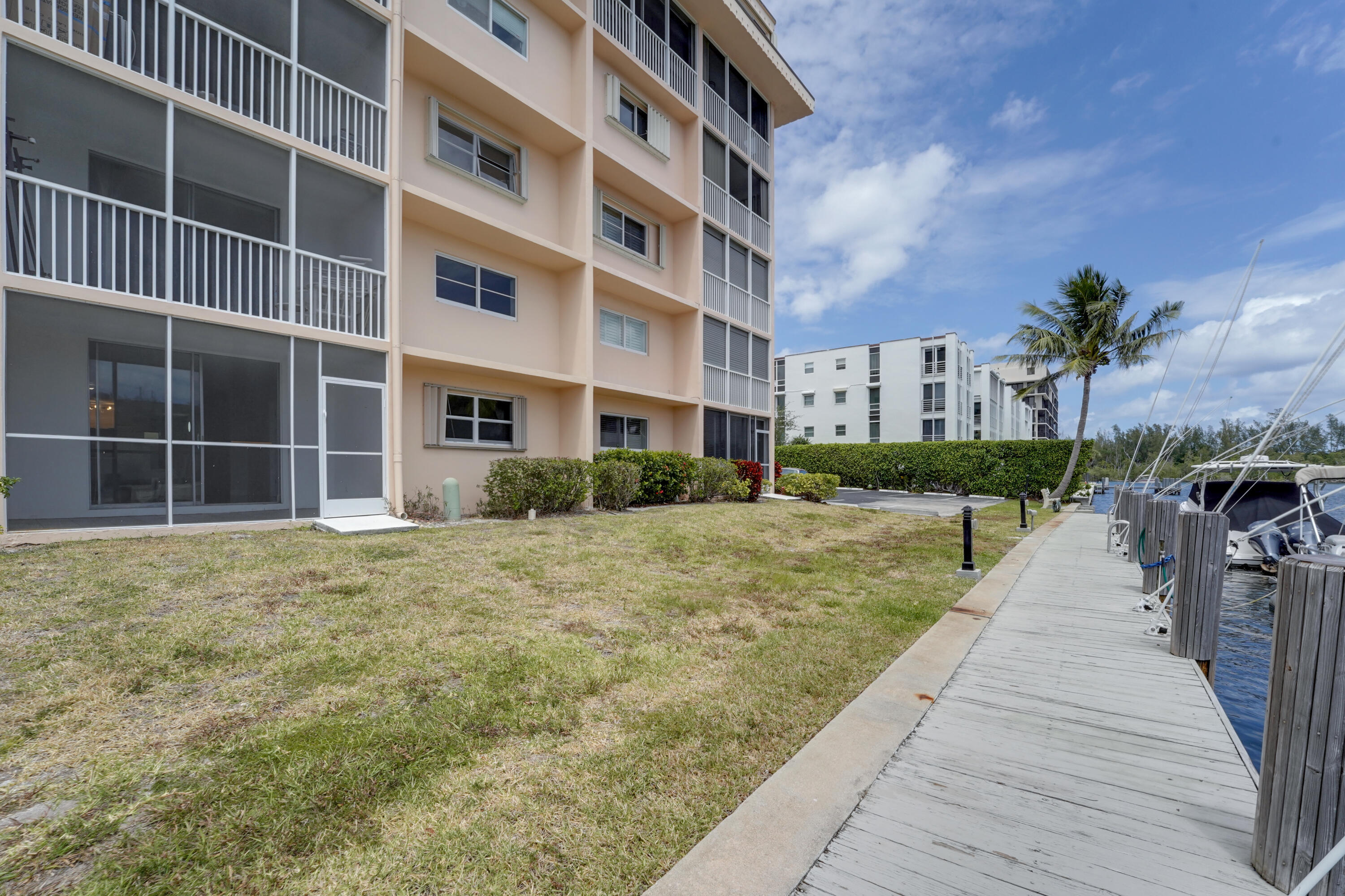 BOCA HOUSE CONDO - Residential Lease