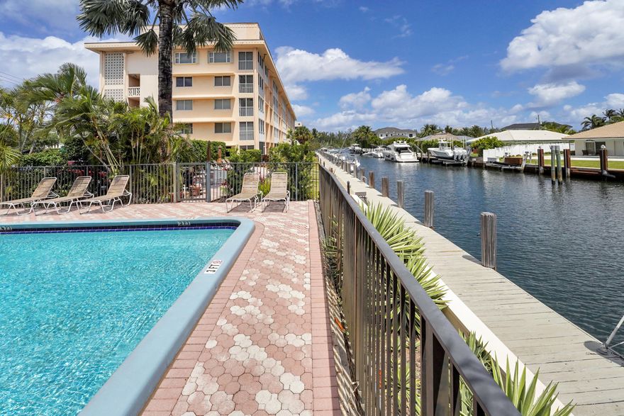 renovated 2 bedrooms with great water views, community pool by the canal, common laundry on each floor. Convenient location between the public beach and shopping plazzas.