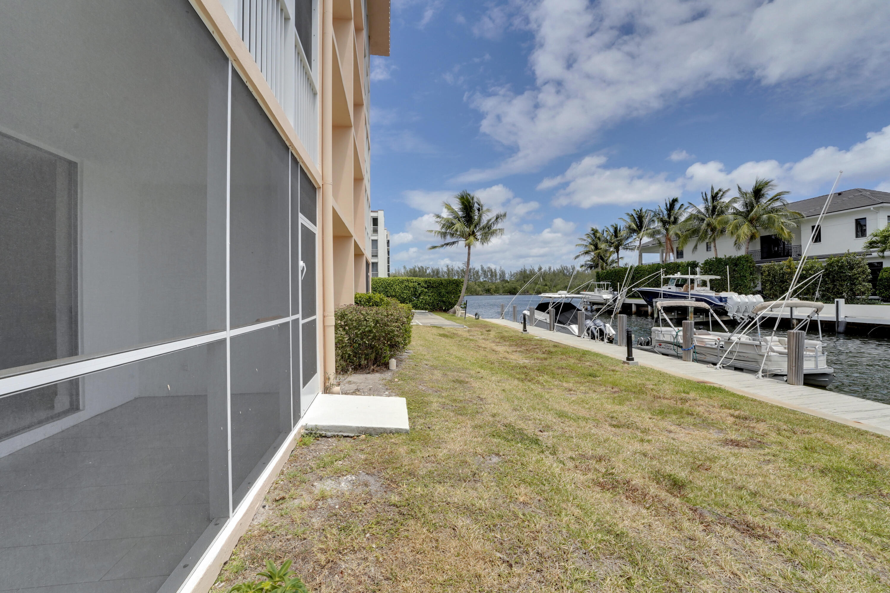 BOCA HOUSE CONDO - Residential Lease