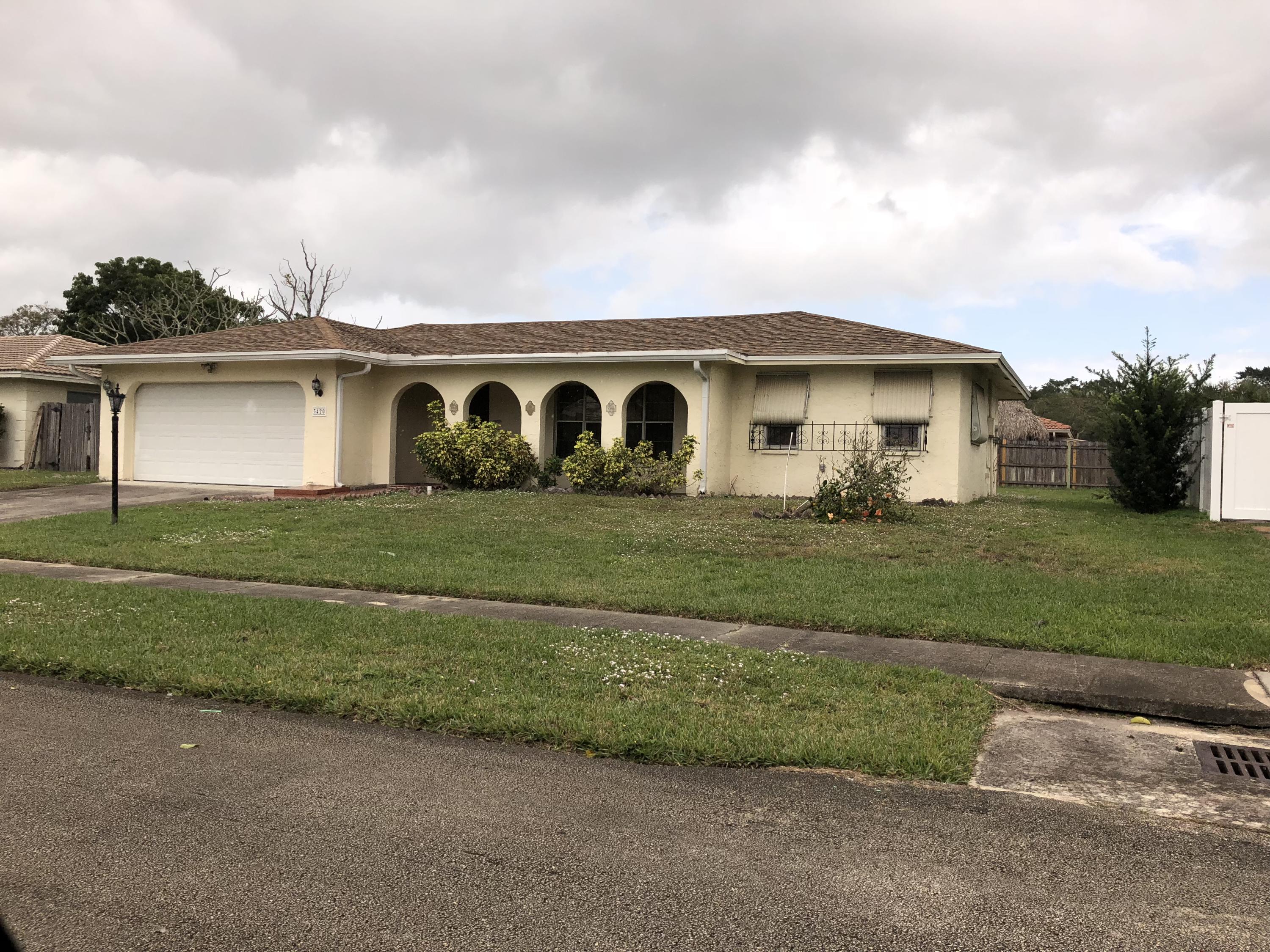 BOCA MADERA UNIT 1 - Residential