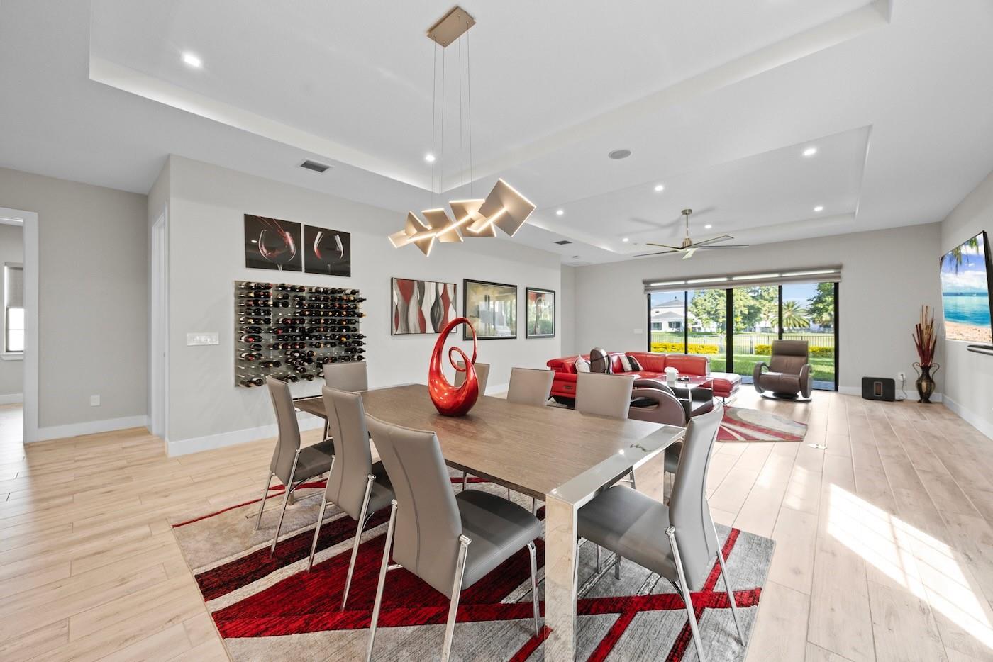 Plat/Banyan Cay Residence - Residential