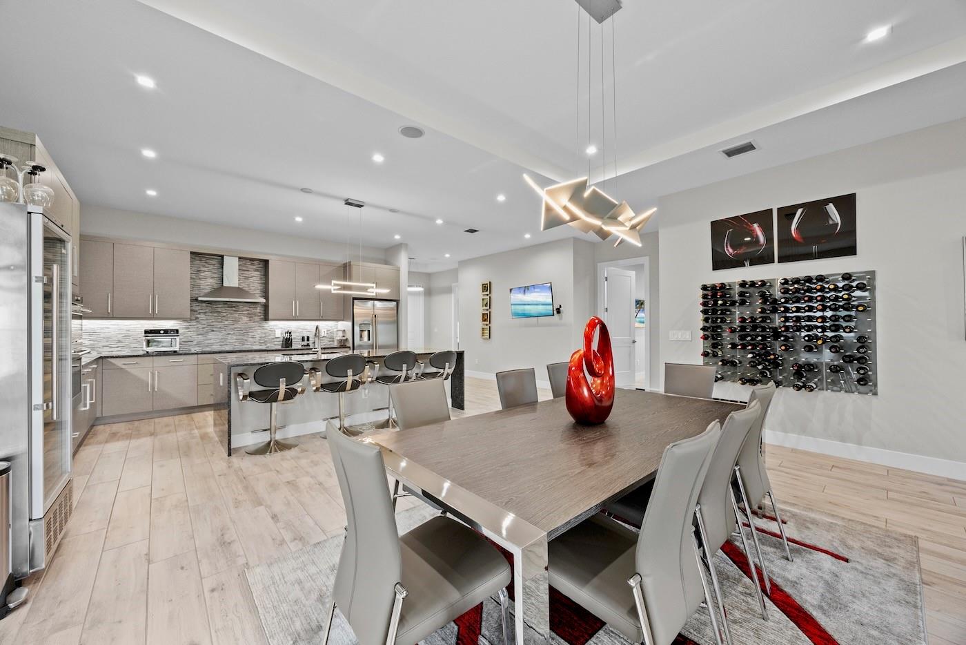 Plat/Banyan Cay Residence - Residential