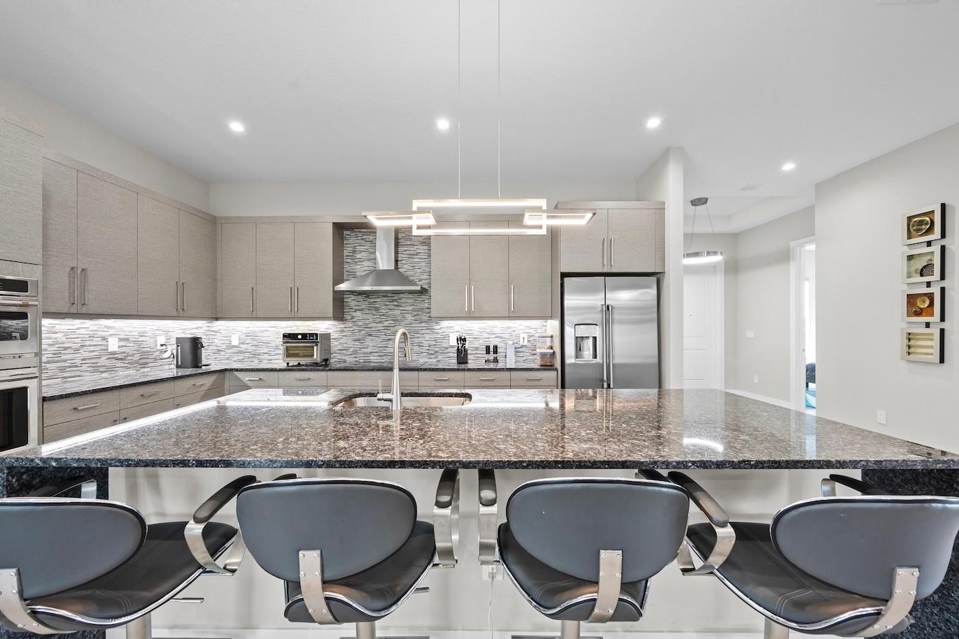 Plat/Banyan Cay Residence - Residential