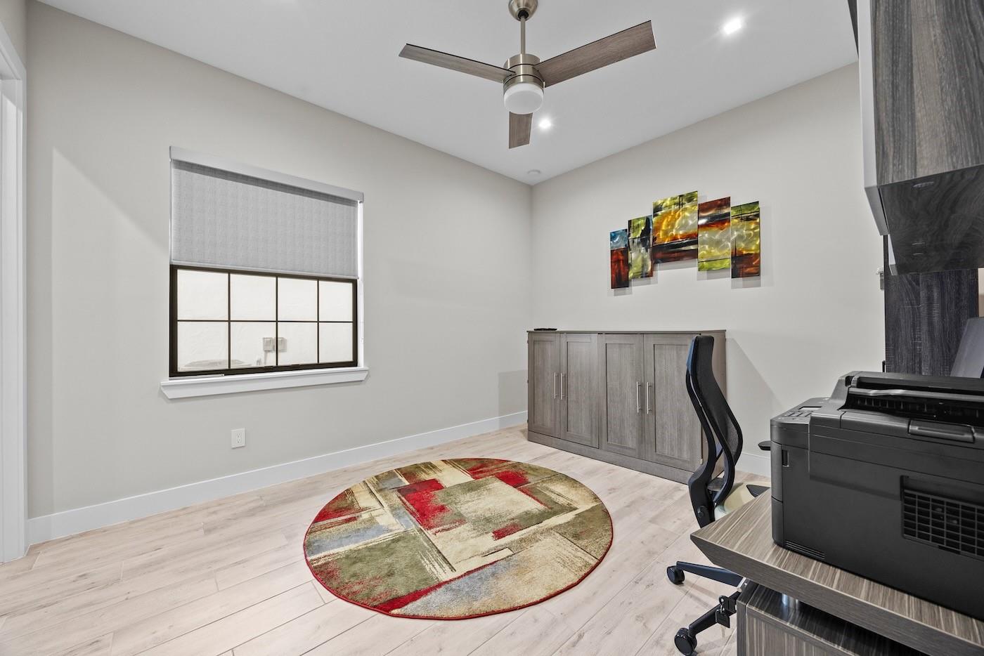 Plat/Banyan Cay Residence - Residential