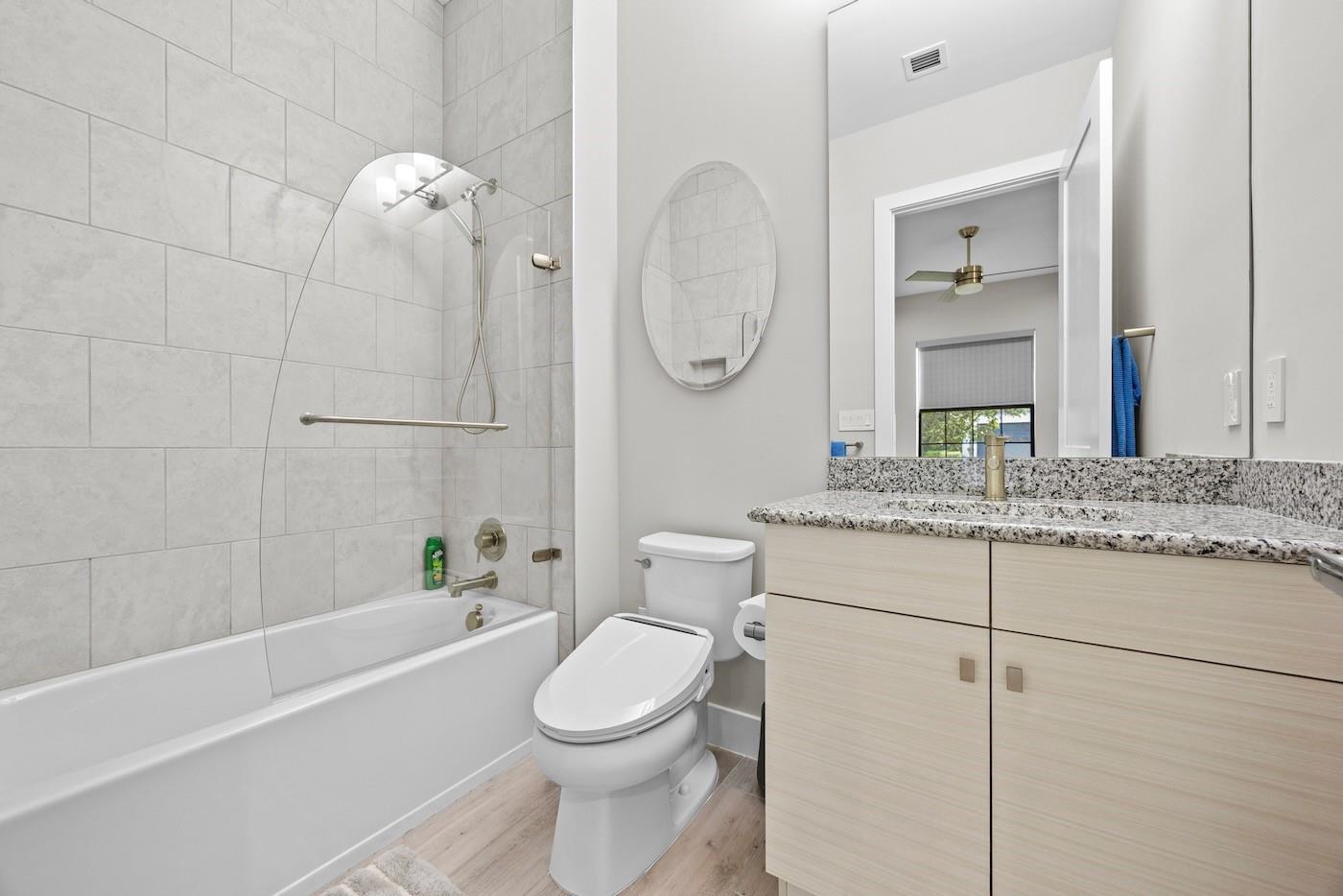 Plat/Banyan Cay Residence - Residential