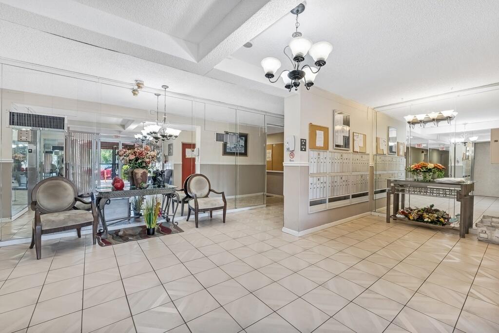 OAKBROOK IV V VI VII CONDO - Residential