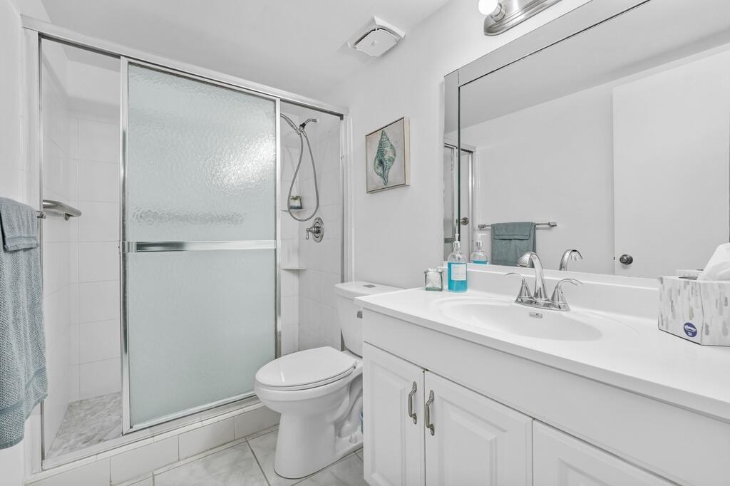 OAKBROOK IV V VI VII CONDO - Residential