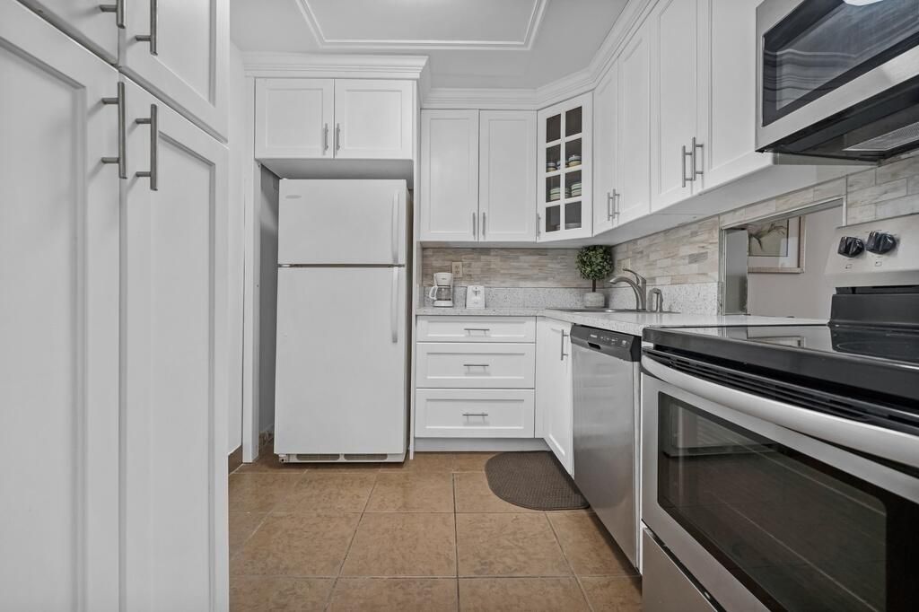 Photo of 8280 SW 24th Street #7210, North Lauderdale, FL 33068 (MLS # B26019494)