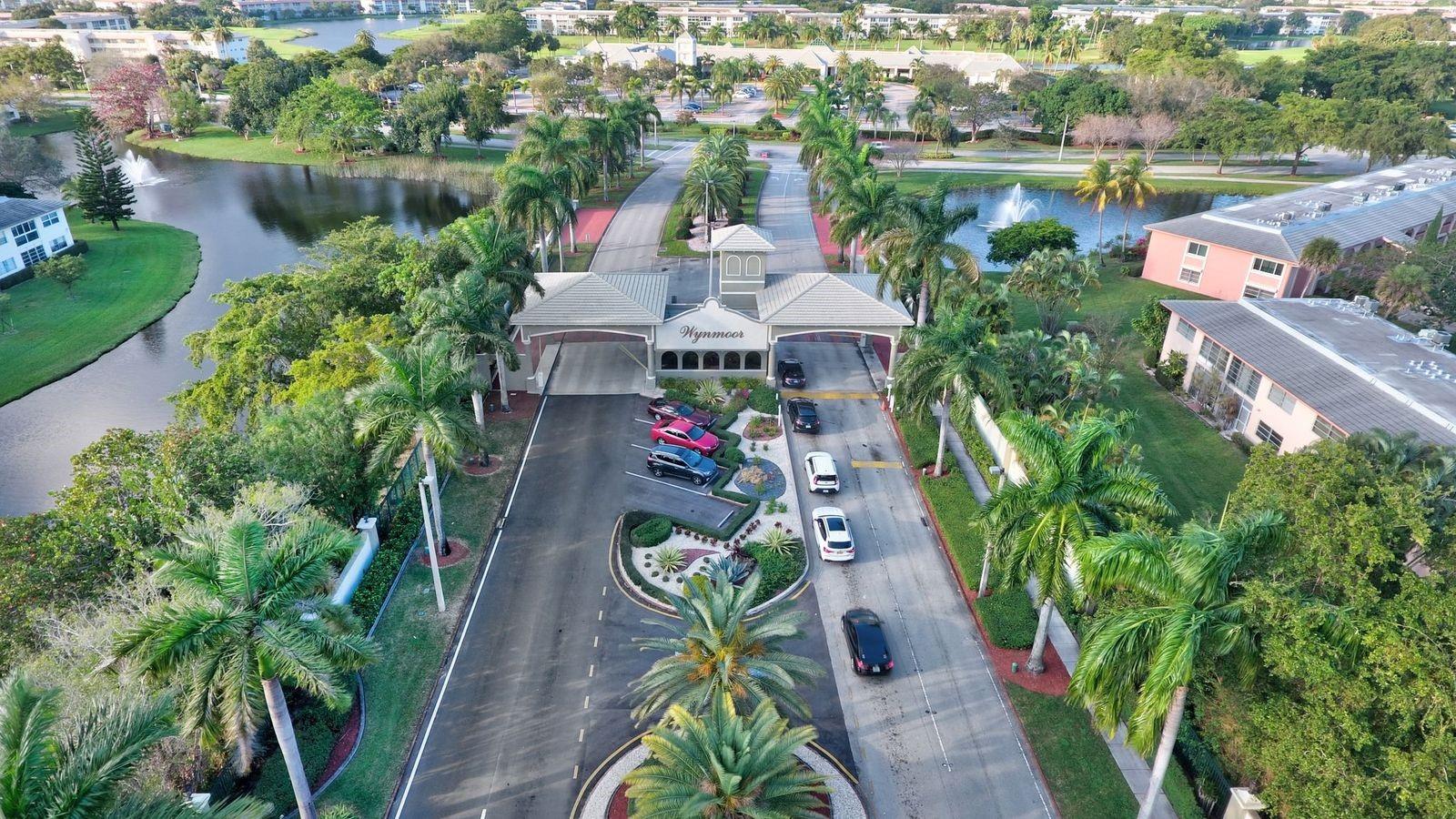 WYNMOOR GOLF VILLAGE - Residential