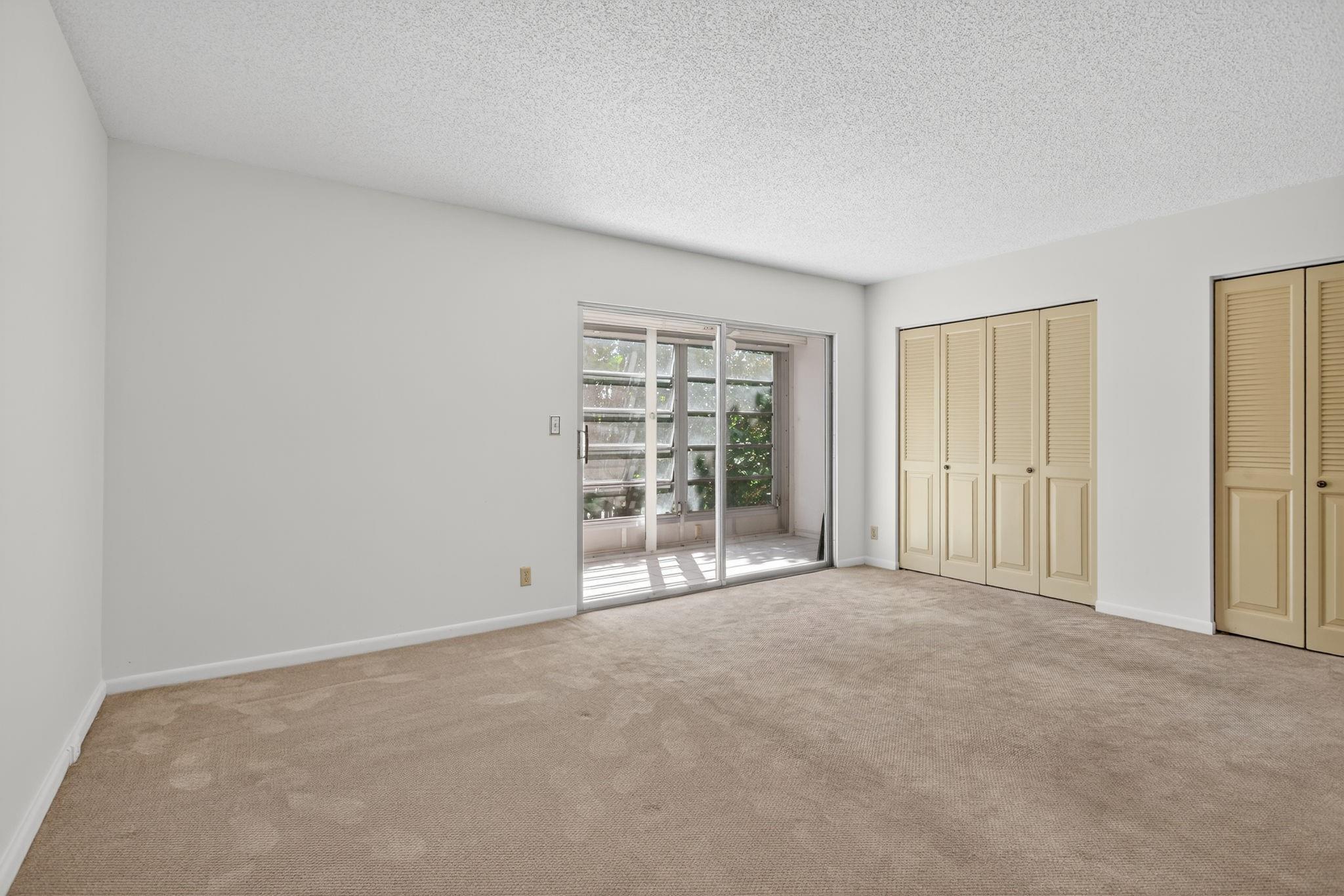 WYNMOOR GOLF VILLAGE - Residential