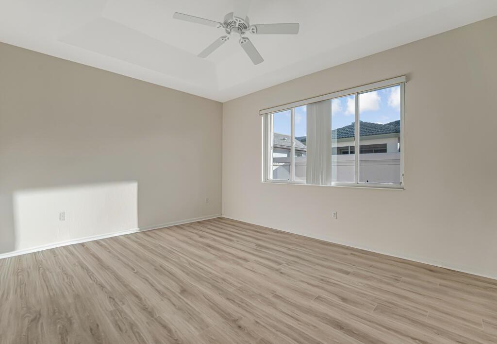 VENETIAN ISLES - Residential