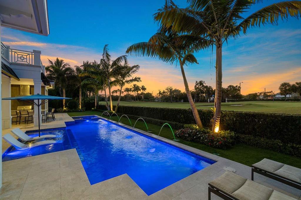 ROYAL PALM YACHT & COUNTRY CLUB - Residential