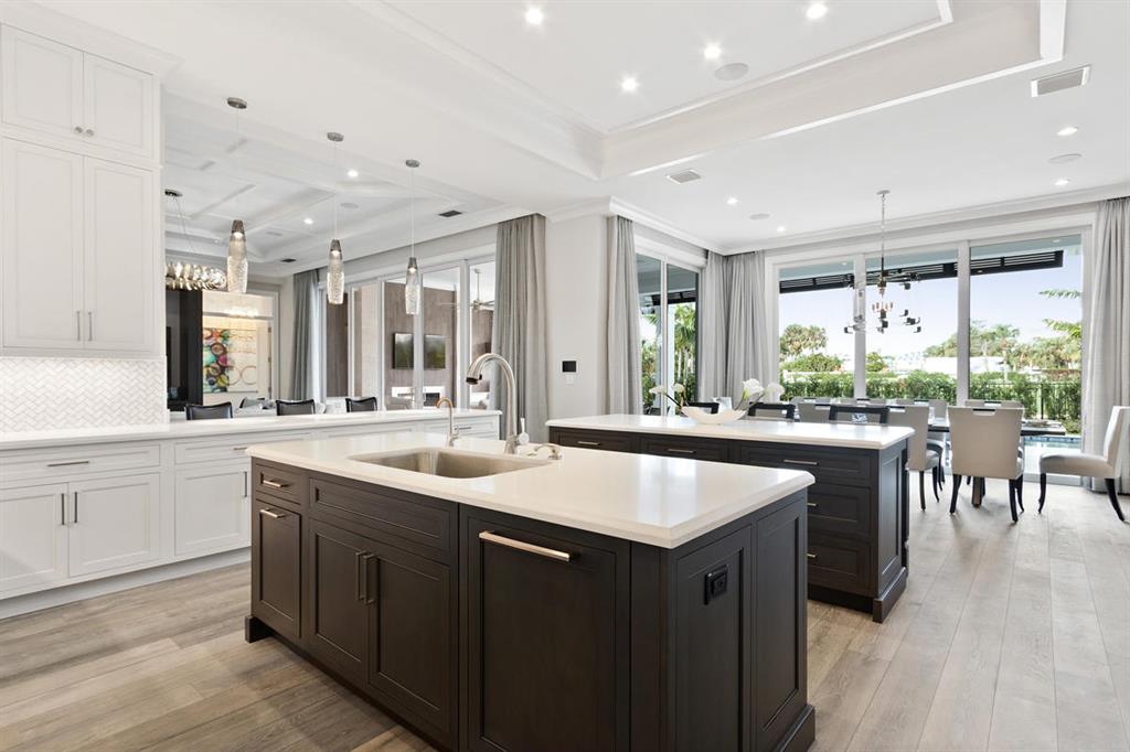 ROYAL PALM YACHT & COUNTRY CLUB - Residential