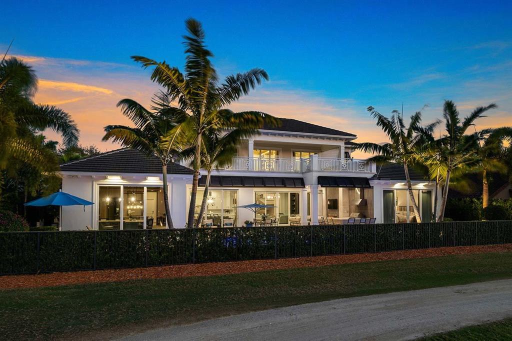 ROYAL PALM YACHT & COUNTRY CLUB - Residential