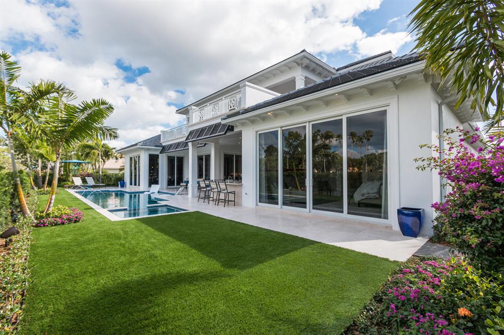 ROYAL PALM YACHT & COUNTRY CLUB - Residential