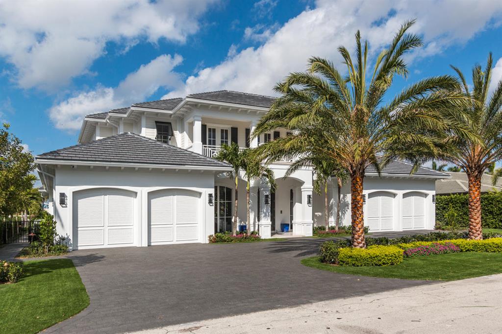 ROYAL PALM YACHT & COUNTRY CLUB - Residential