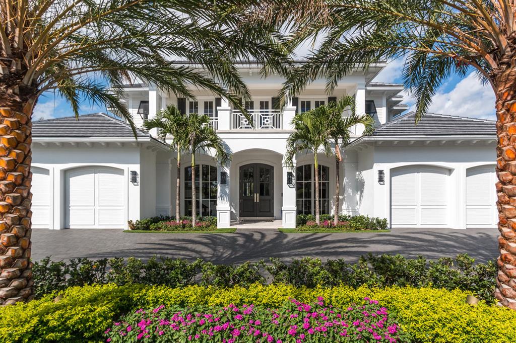 ROYAL PALM YACHT & COUNTRY CLUB - Residential